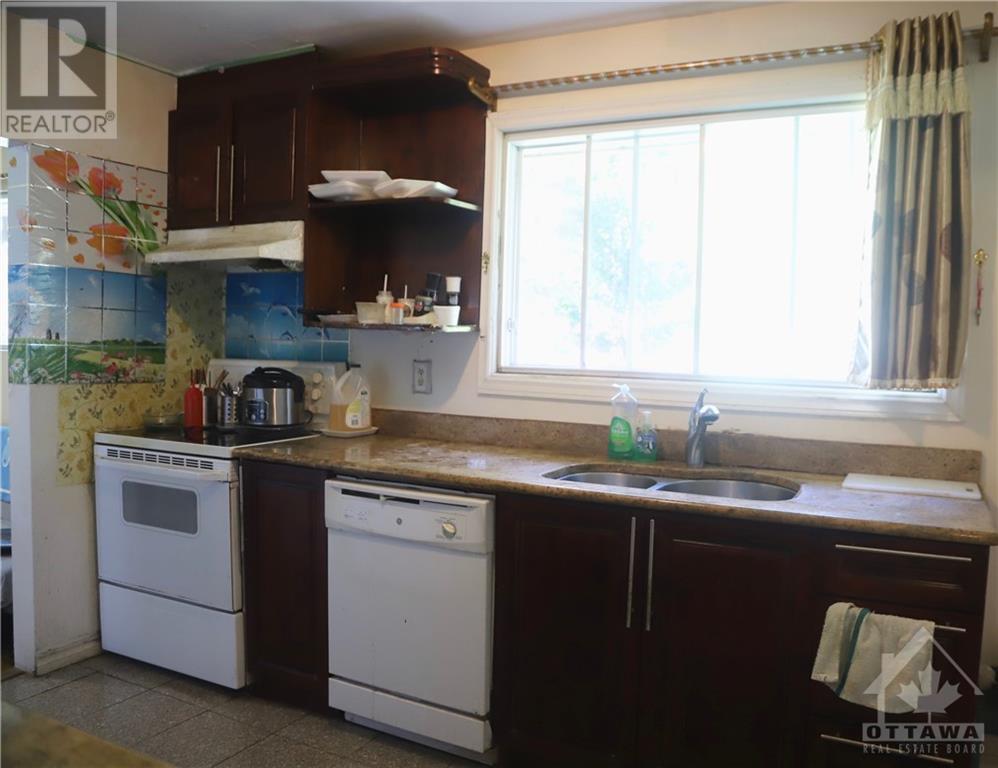 738 Manitou Drive, Ottawa, Ontario  K2A 3C7 - Photo 10 - 1408897
