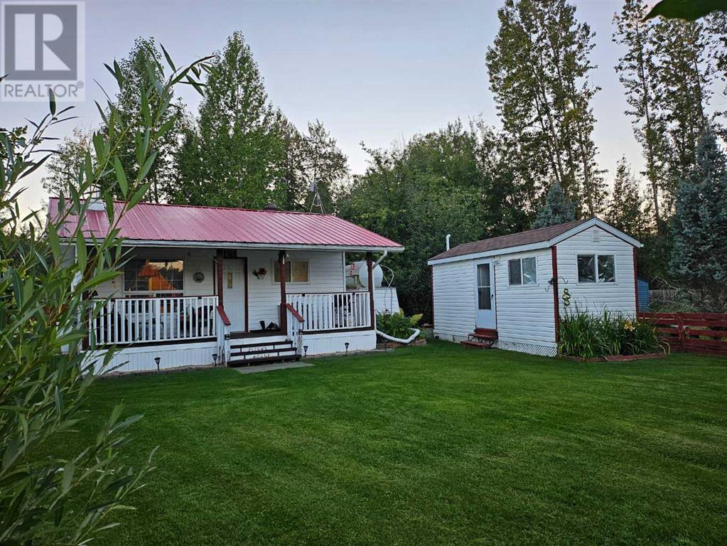 25, 10428 Township 735 Road, kinuso, Alberta