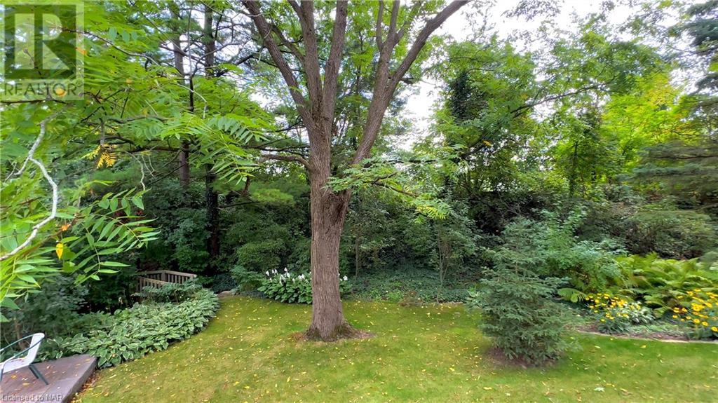 47 Stonegate Place, Fonthill, Ontario  L0S 1E3 - Photo 16 - 40638550