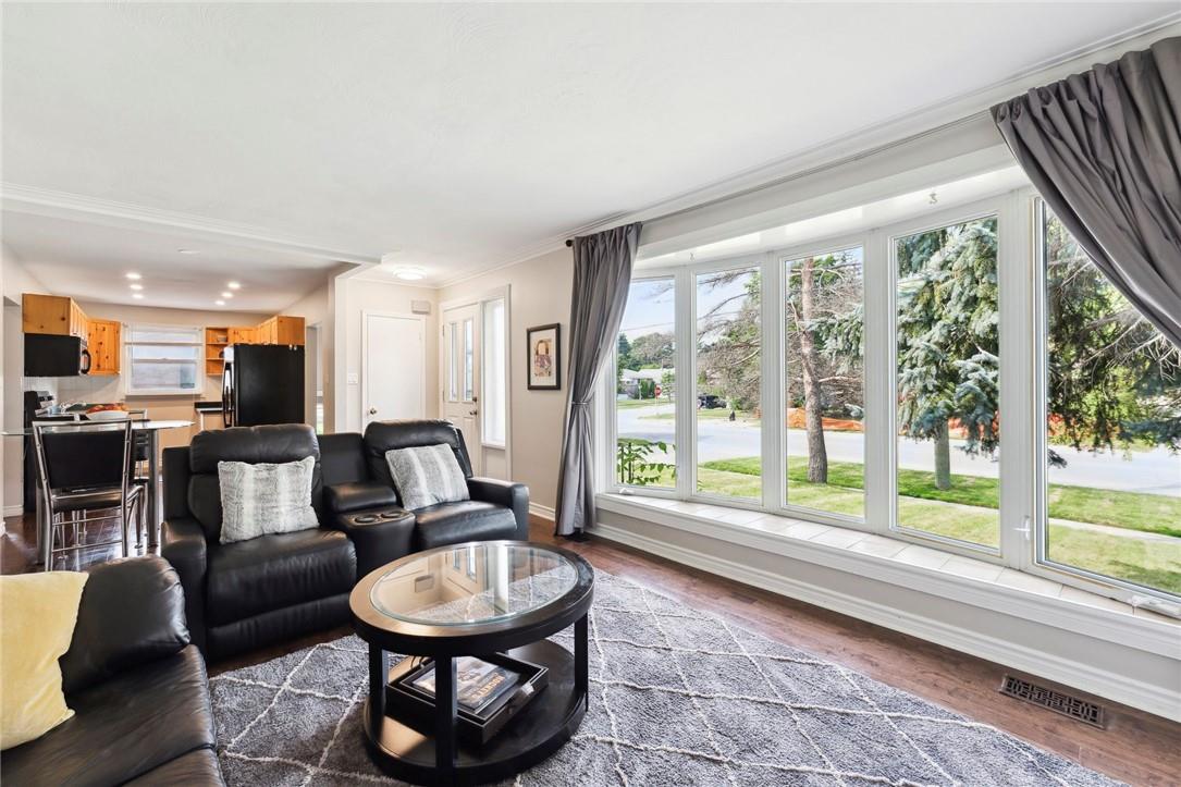 426 Delrex Boulevard, Georgetown, Ontario  L7G 4C7 - Photo 4 - H4205329