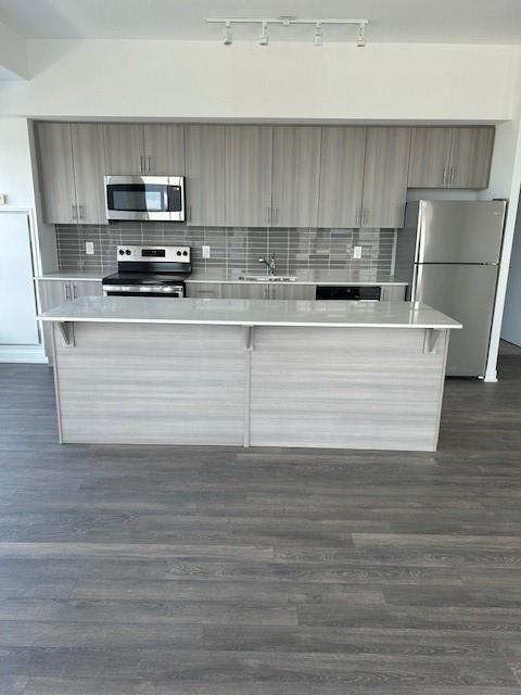 550 North Service Road, Unit #506, Grimsby, Ontario  L3M 0M9 - Photo 5 - H4205176