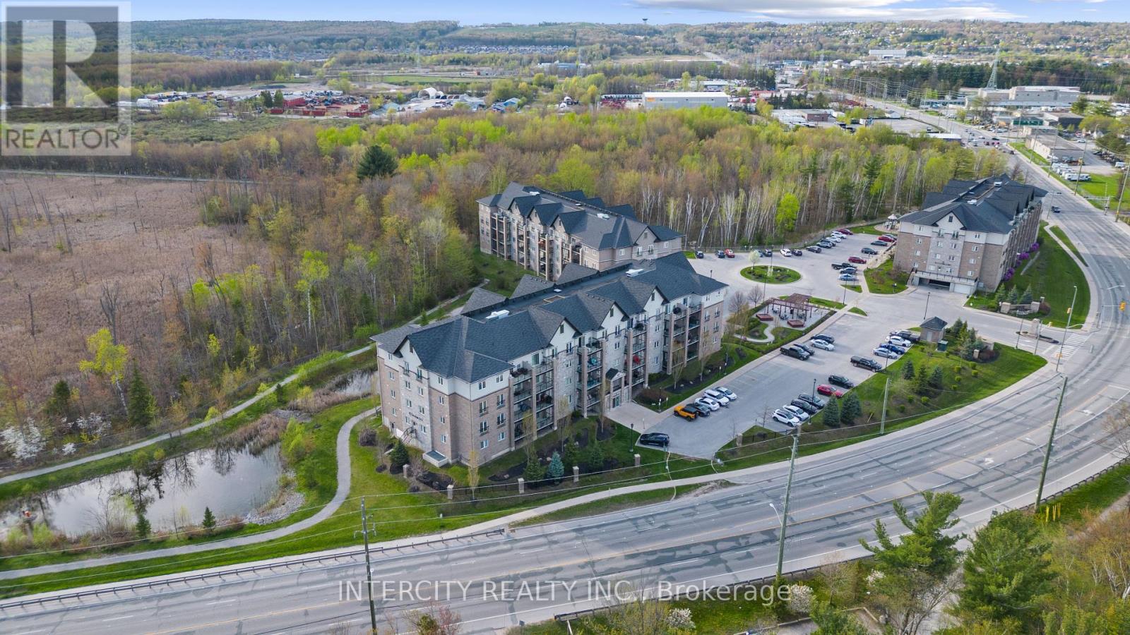 208 - 42 Ferndale Drive S, Barrie (Ardagh), Ontario  L4H 2M5 - Photo 3 - S9294509