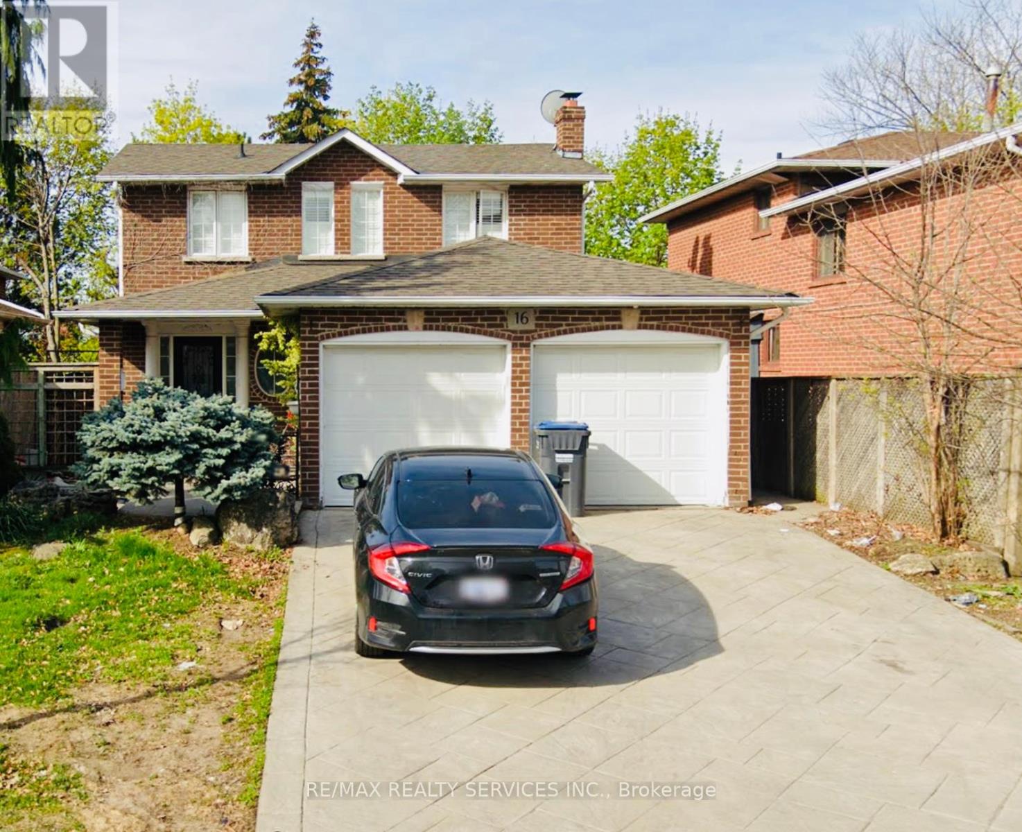 16 BLENHEIM DRIVE, brampton (heart lake east), Ontario