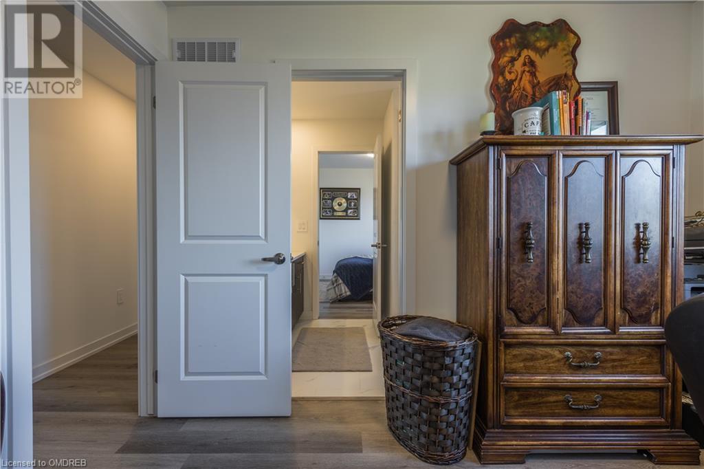 6591 Montrose Road Unit# 202, Niagara Falls, Ontario  L2H 1M3 - Photo 12 - 40639411