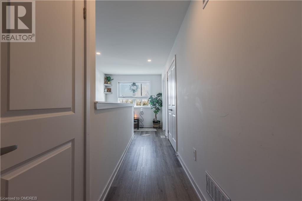 6591 Montrose Road Unit# 202, Niagara Falls, Ontario  L2H 1M3 - Photo 14 - 40639411