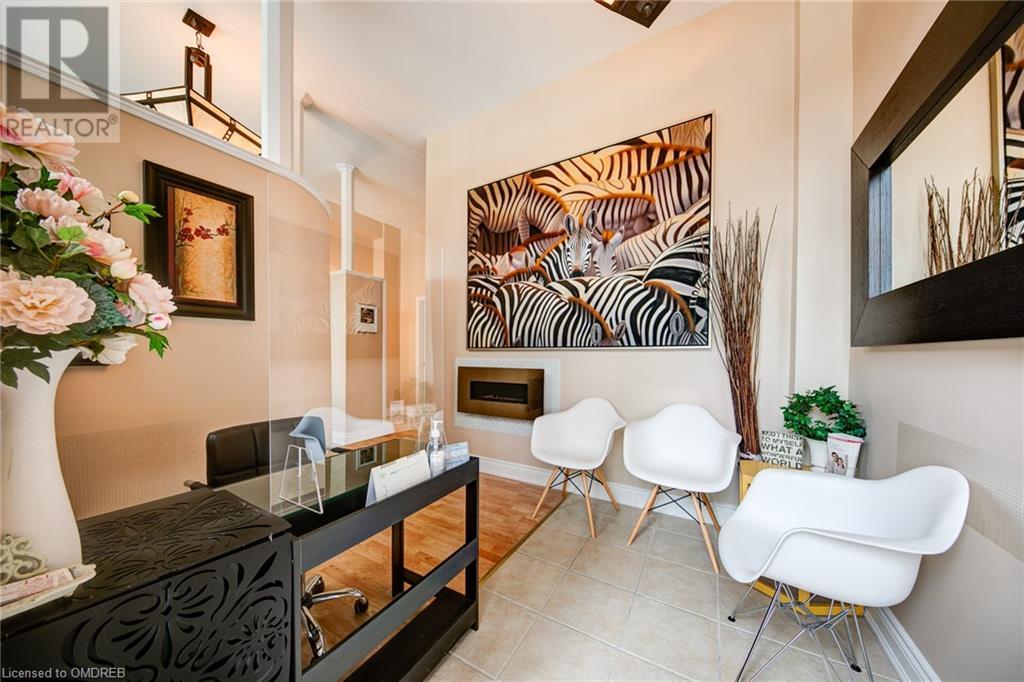 120 Bronte Road Unit# 10, Oakville, Ontario  L6L 3C1 - Photo 4 - 40639767