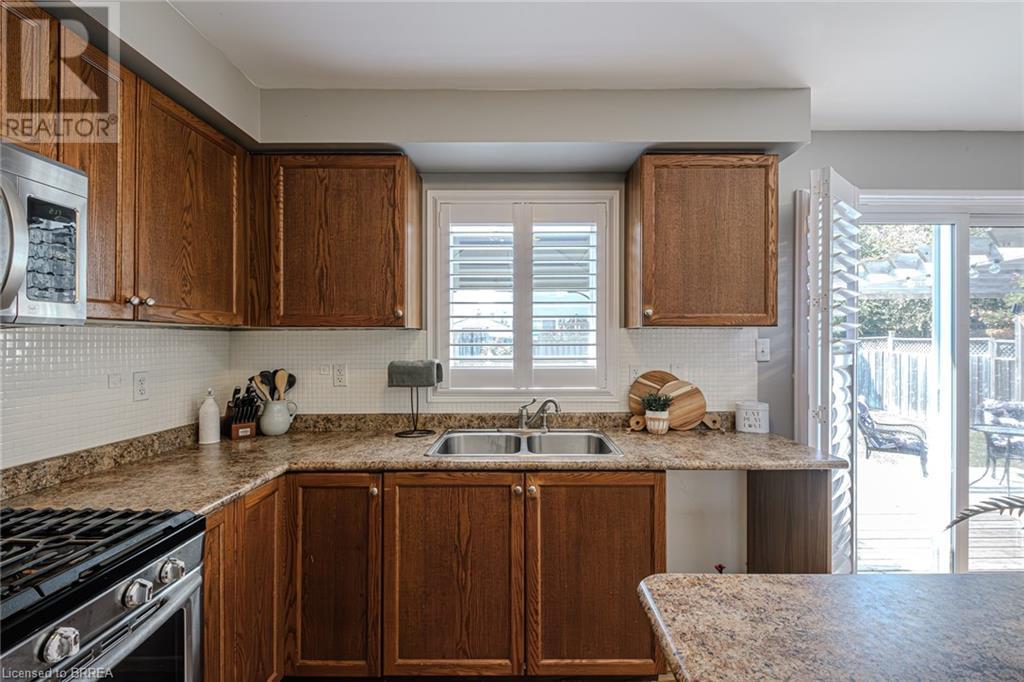 32 Avedisian Street, Brantford, Ontario  N3T 0B6 - Photo 10 - 40630410