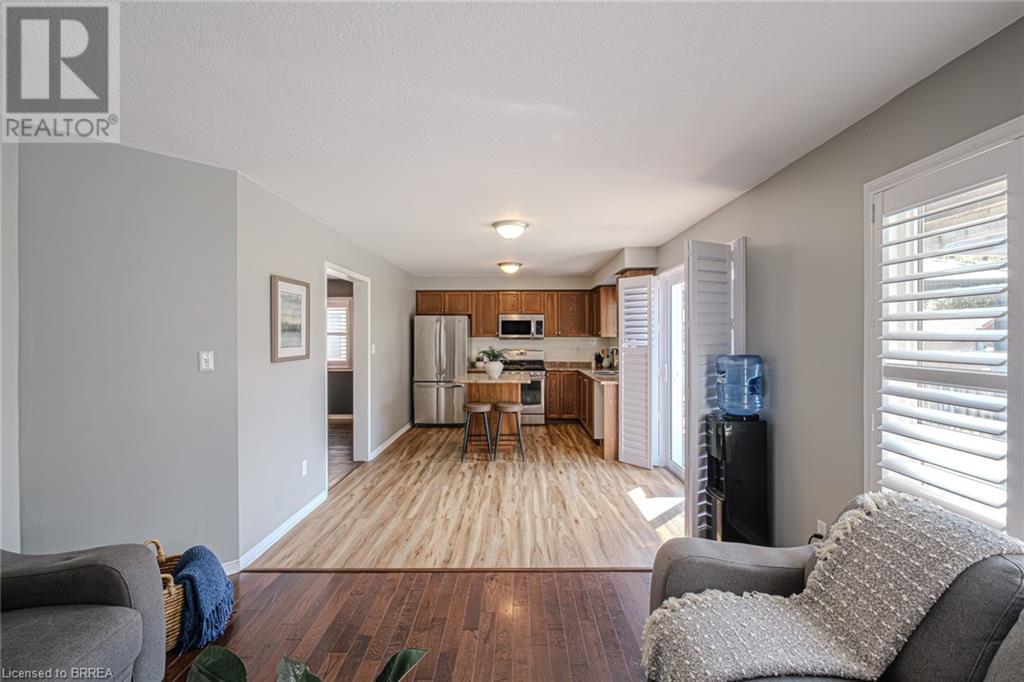 32 Avedisian Street, Brantford, Ontario  N3T 0B6 - Photo 14 - 40630410