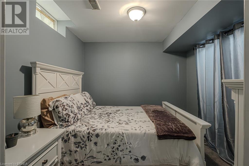 32 Avedisian Street, Brantford, Ontario  N3T 0B6 - Photo 18 - 40630410