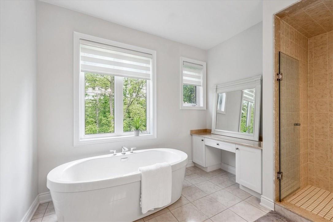 912 Forest Creek Court, Kitchener, Ontario  N2R 0M6 - Photo 29 - H4205294