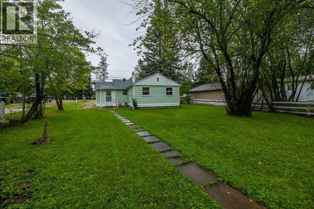 1510 63 Street, Edson, Alberta  T7E 1S2 - Photo 2 - A2161805