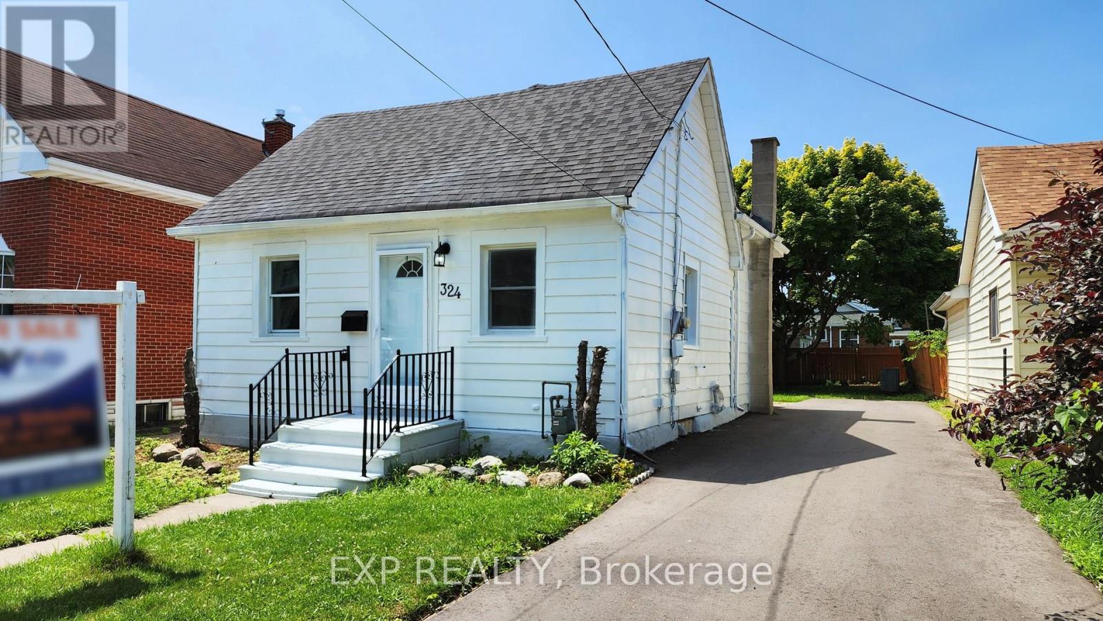 324 French Street, Oshawa (O'neill), Ontario  L1G 5N5 - Photo 1 - E9294773