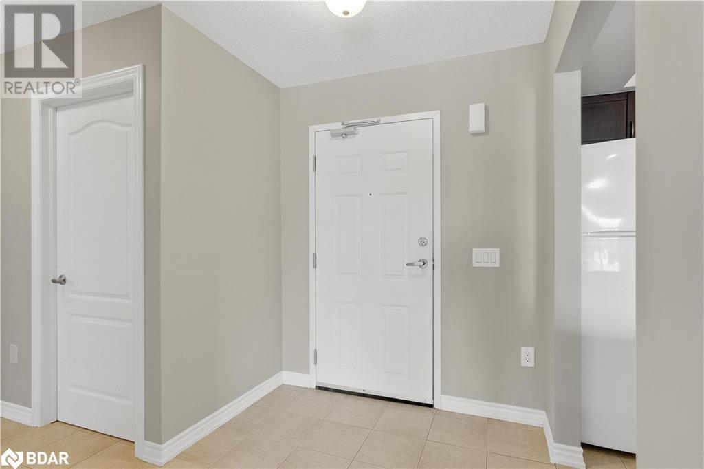 137 Sydenham Wells Unit# 15, Barrie, Ontario  L4M 0G7 - Photo 11 - 40639839