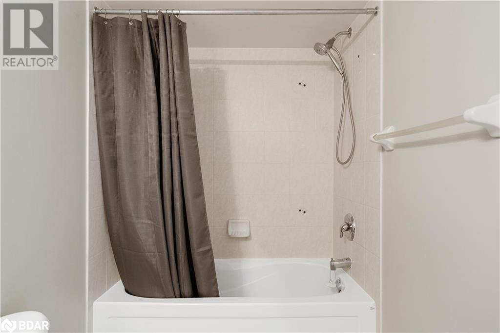 137 Sydenham Wells Unit# 15, Barrie, Ontario  L4M 0G7 - Photo 28 - 40639839