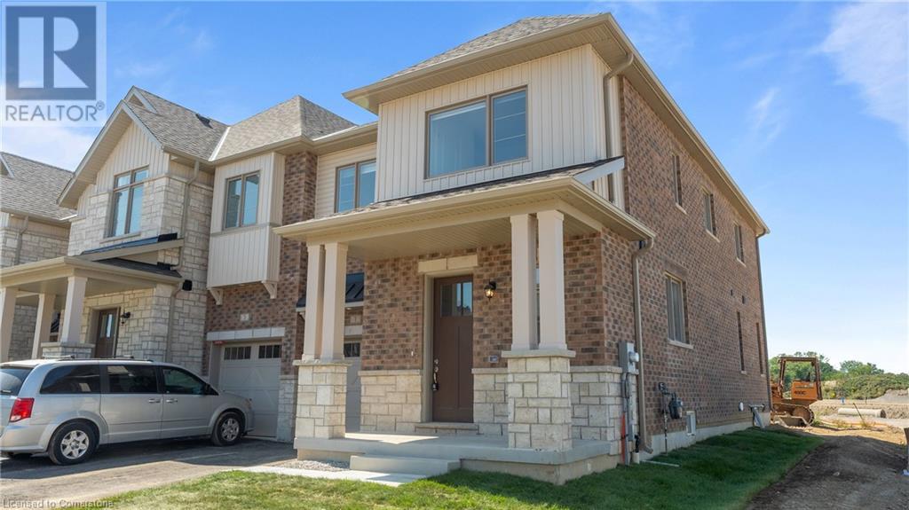 1 Molnar Crescent, Brantford, Ontario  N3T 0X3 - Photo 2 - 40640101