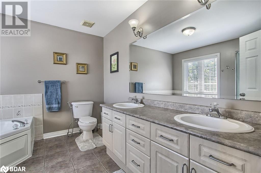 22 Benjamin Lane, Barrie, Ontario  L4N 0S2 - Photo 24 - 40640116