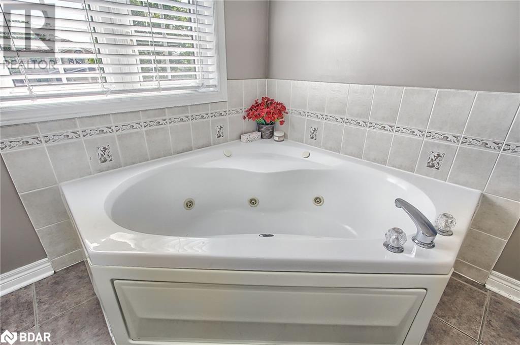 22 Benjamin Lane, Barrie, Ontario  L4N 0S2 - Photo 26 - 40640116