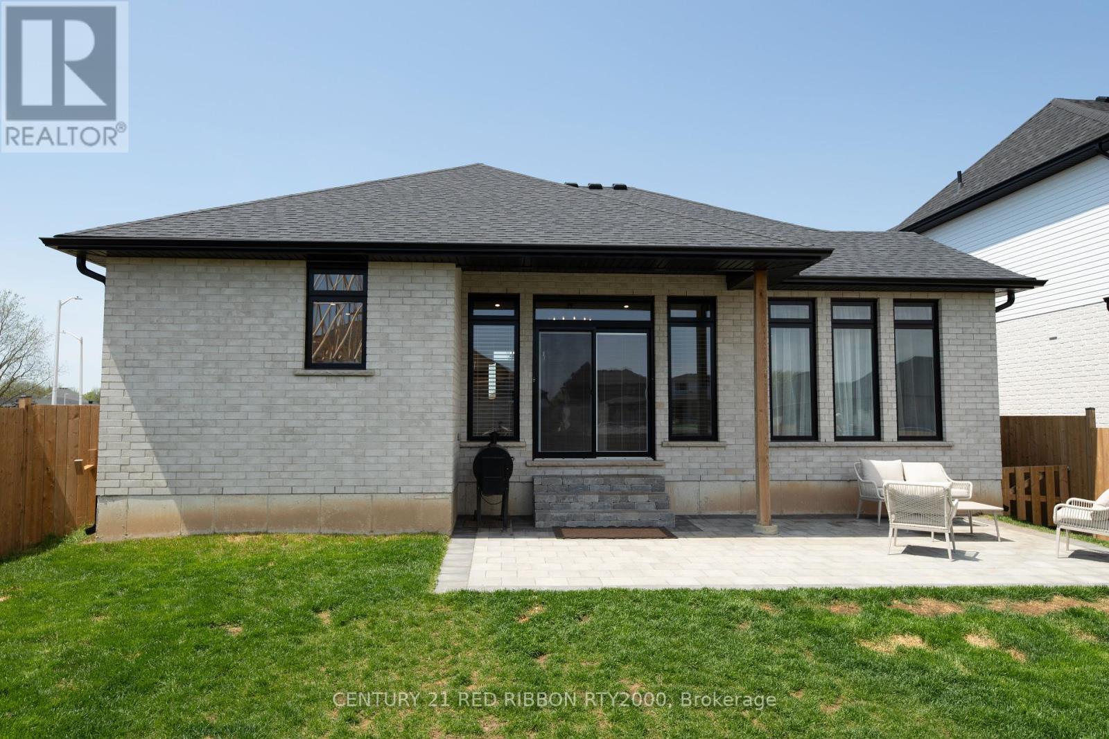 11 Briscoe Crescent, Strathroy-Caradoc, Ontario  N7G 4E1 - Photo 35 - X9294804