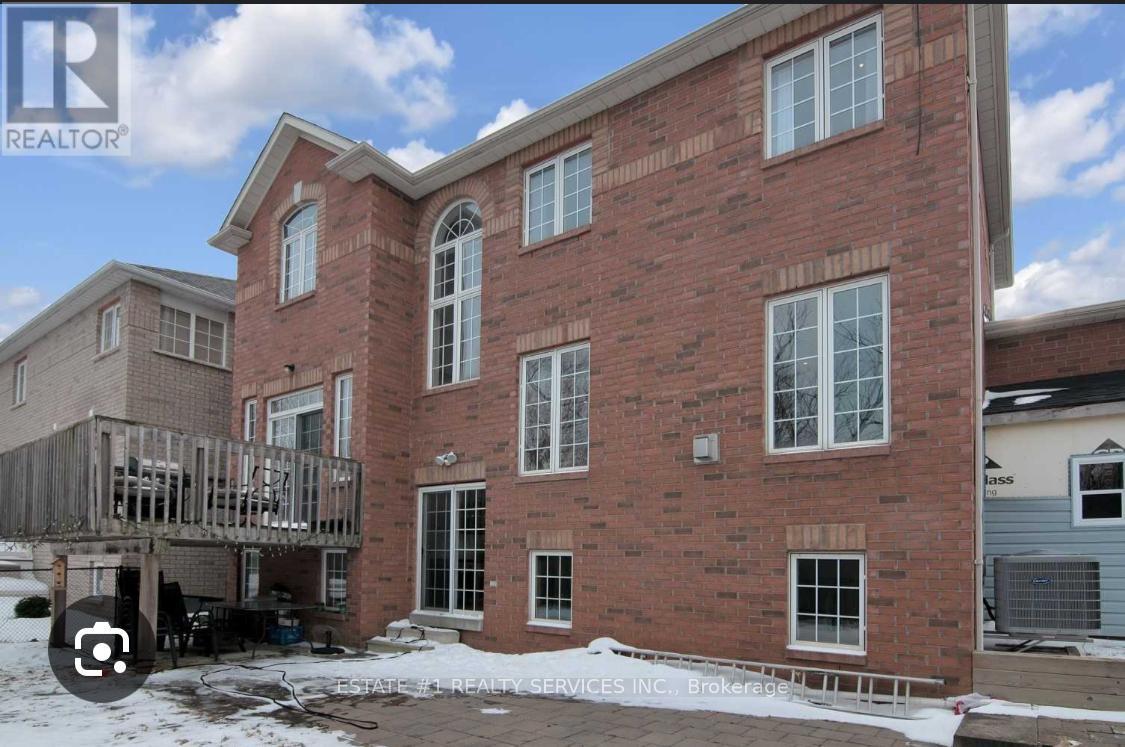 32 RIVER ROCK COURT, brampton (fletcher's meadow), Ontario