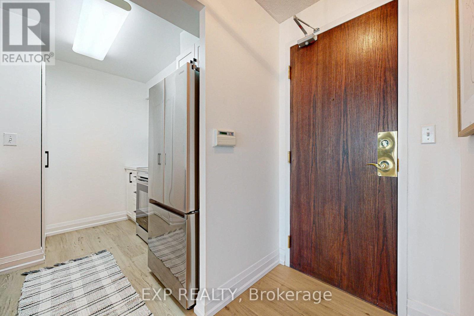 805 - 3 Pemberton Avenue, Toronto, Ontario  M2M 4M1 - Photo 3 - C9294824