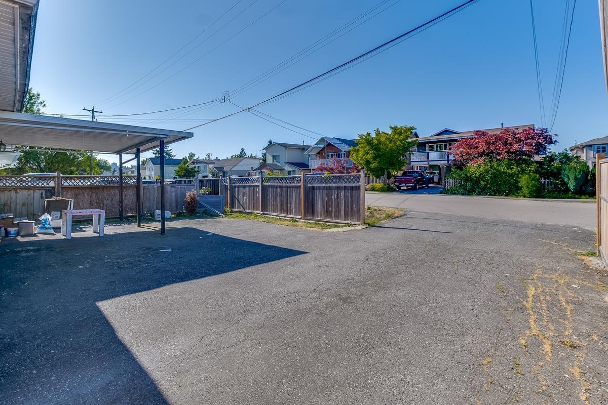 Property at 12778 114 AVENUE image 5
