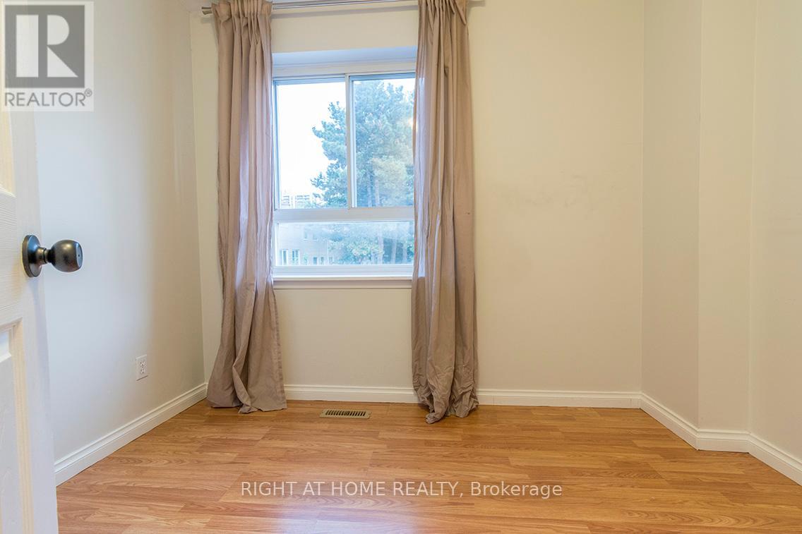 3 - 87 Rameau Drive, Toronto (Hillcrest Village), Ontario  M2H 1T6 - Photo 11 - C9294879