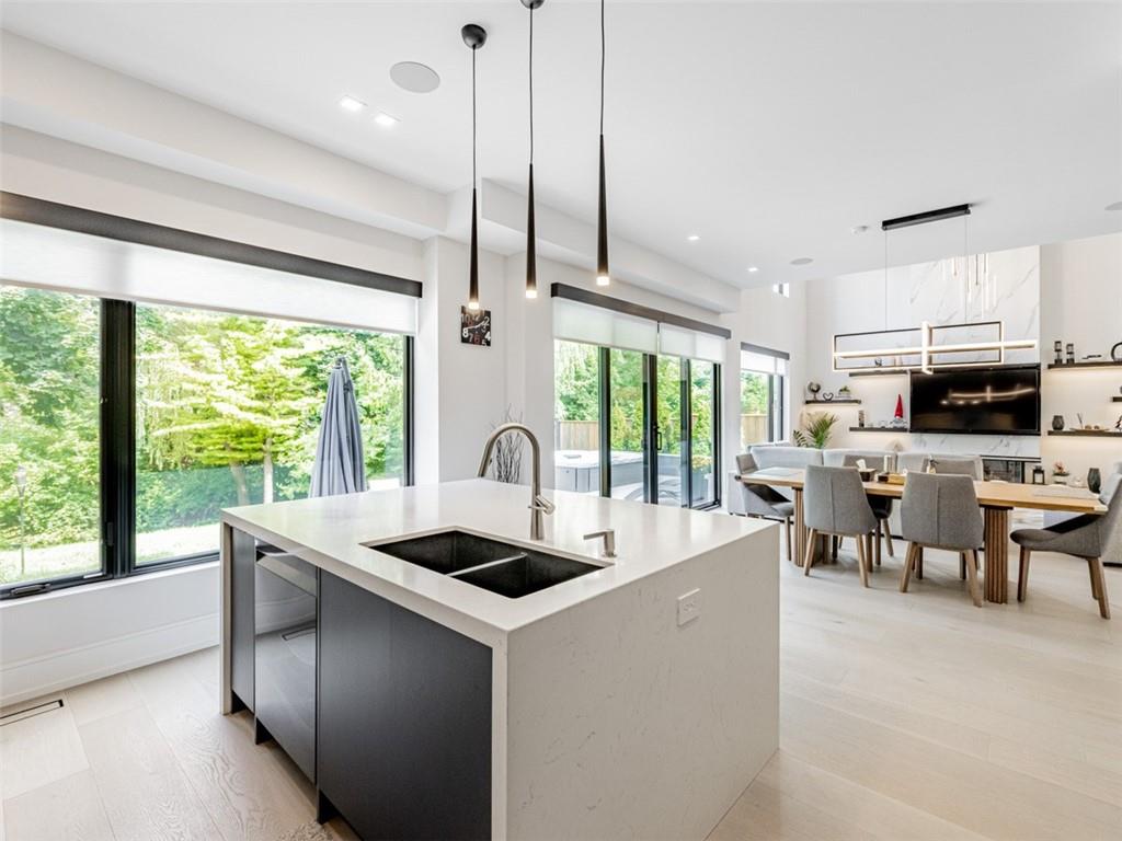 1503 Pembroke Drive, Oakville, Ontario  L6H 1V6 - Photo 10 - H4205238