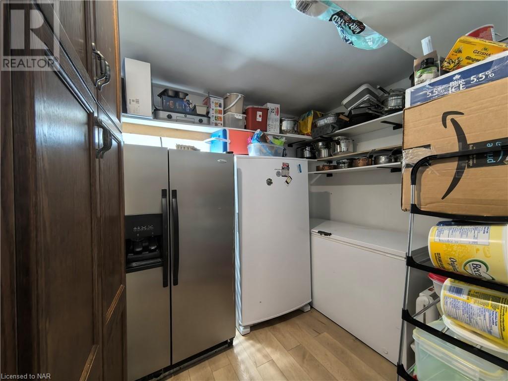 30 Forsythe Street, Fort Erie, Ontario  L2A 1X2 - Photo 9 - 40640255