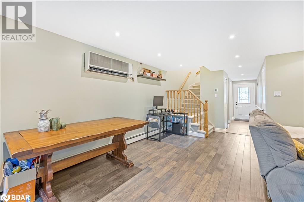 9 Quail Crescent, Barrie, Ontario  L4N 6X1 - Photo 10 - 40640359