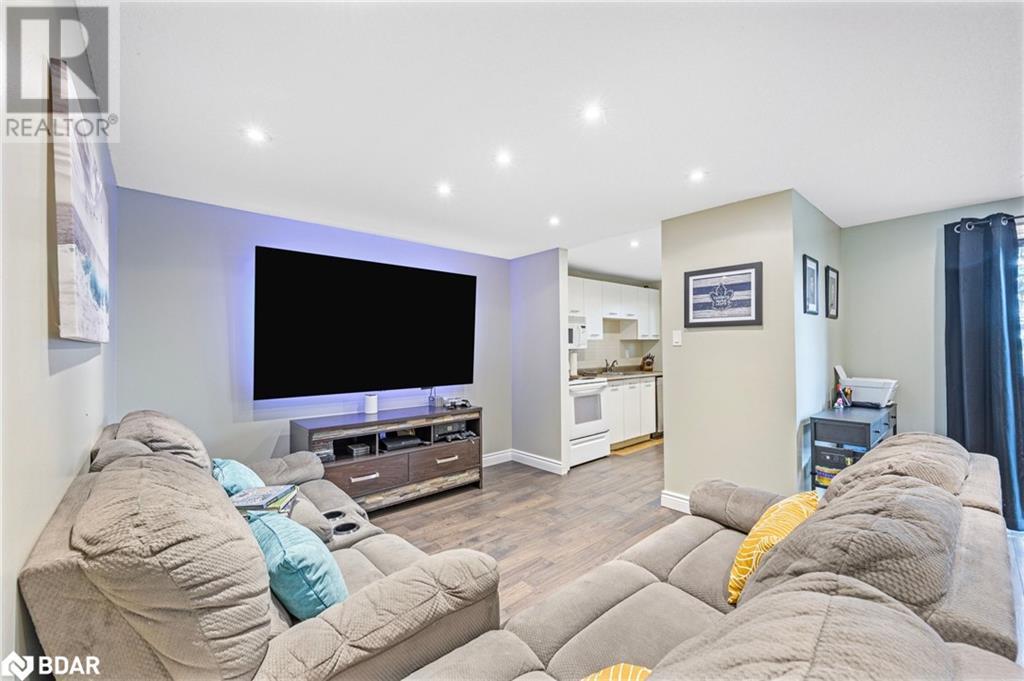 9 Quail Crescent, Barrie, Ontario  L4N 6X1 - Photo 12 - 40640359