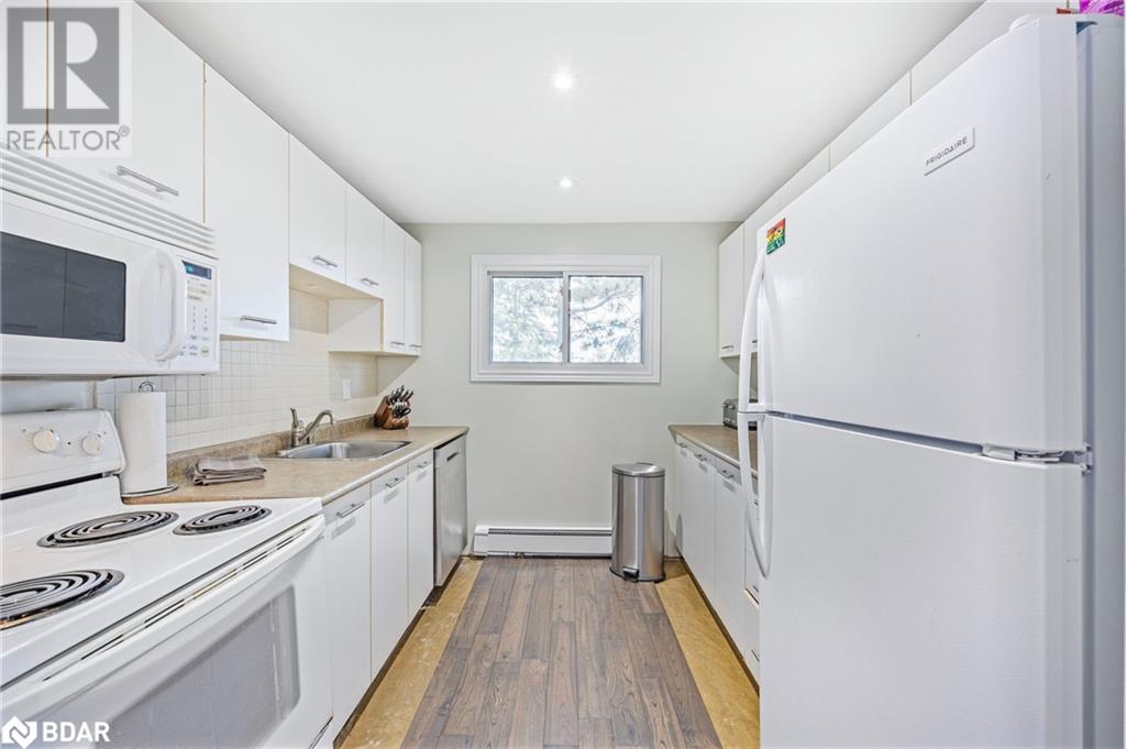 9 Quail Crescent, Barrie, Ontario  L4N 6X1 - Photo 14 - 40640359