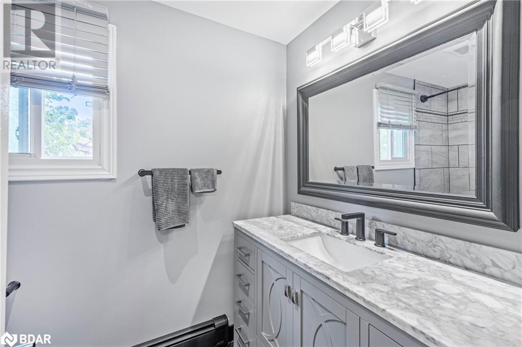 9 Quail Crescent, Barrie, Ontario  L4N 6X1 - Photo 19 - 40640359