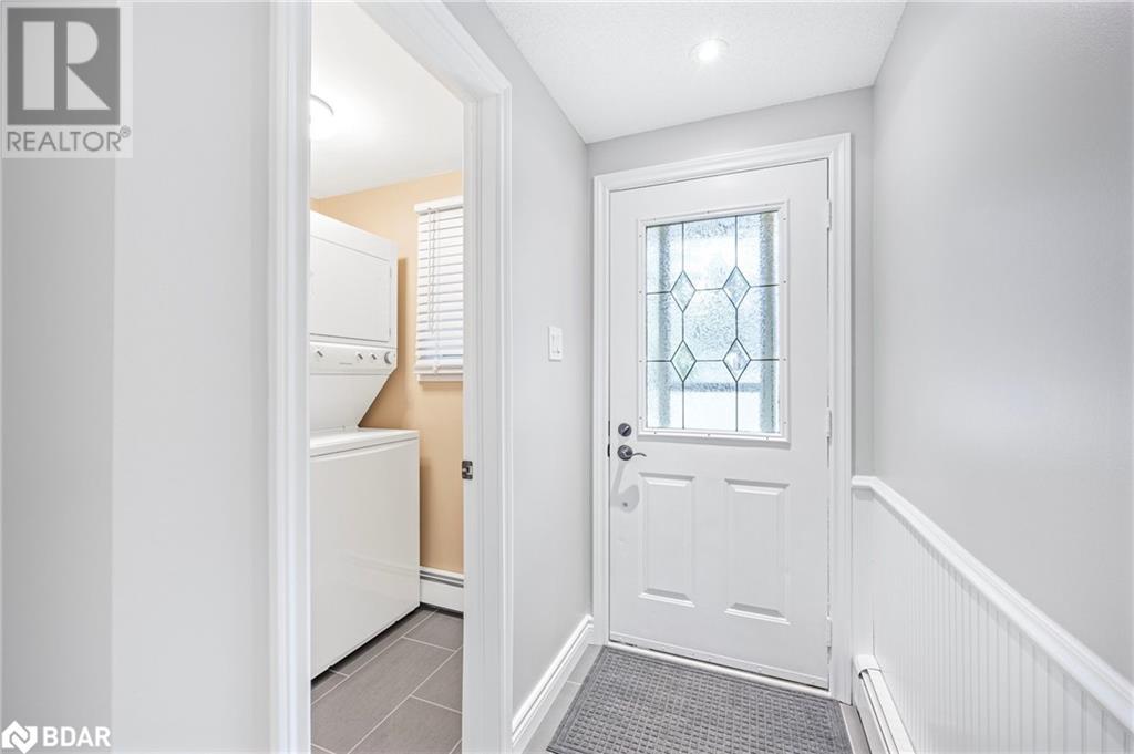 9 Quail Crescent, Barrie, Ontario  L4N 6X1 - Photo 6 - 40640359