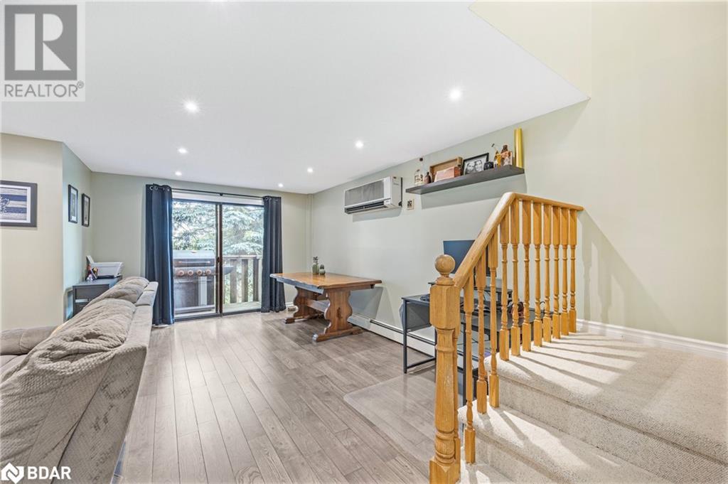 9 Quail Crescent, Barrie, Ontario  L4N 6X1 - Photo 8 - 40640359