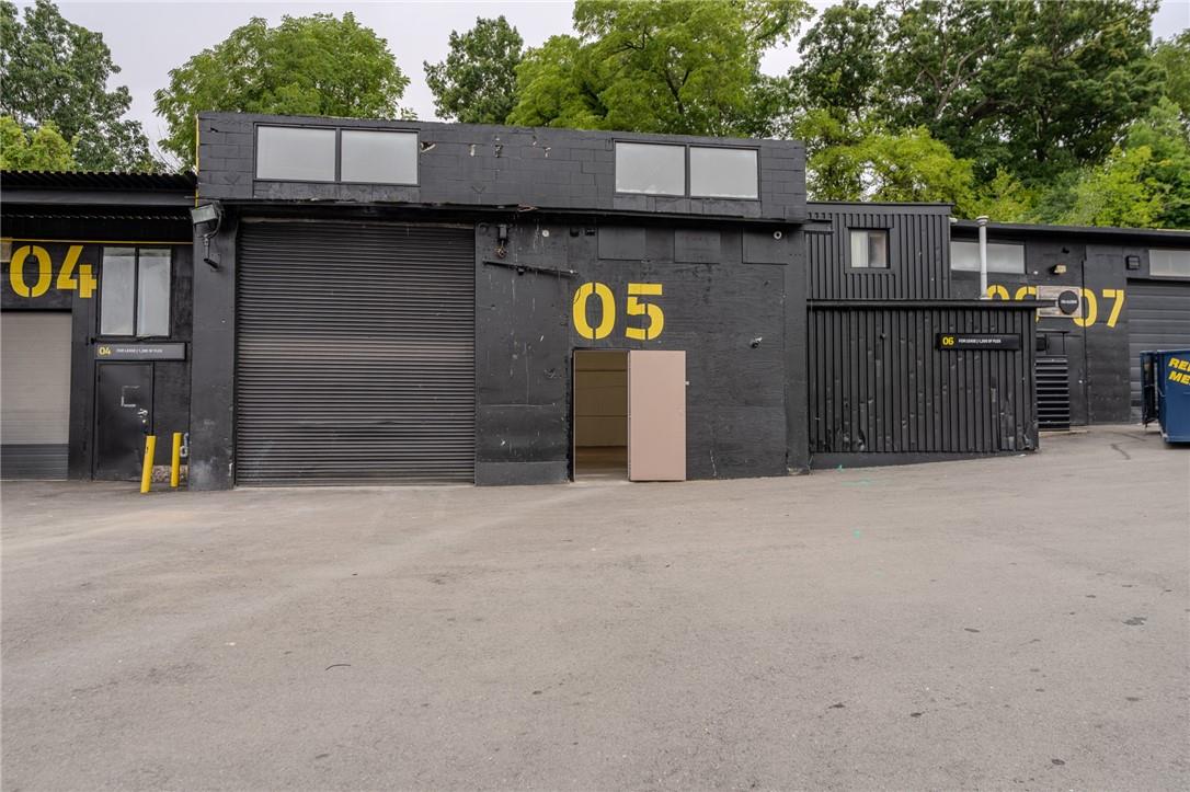 60 Head Street, Unit #5, Dundas, Ontario  L9H 3H7 - Photo 1 - H4205299