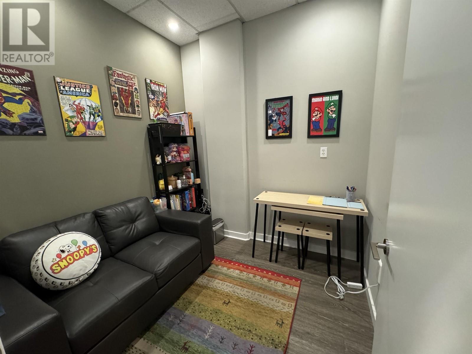 Listing Picture 7 of 18 : 2025 8888 ODLIN CRESCENT, Richmond / 烈治文 - 魯藝地產 Yvonne Lu Group - MLS Medallion Club Member
