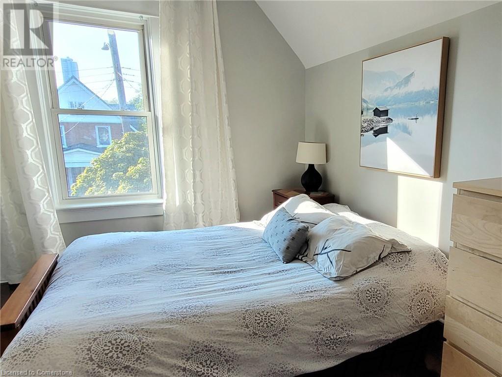 65 Betzner Avenue N Unit# 2, Kitchener, Ontario  N2H 3B8 - Photo 2 - 40638633