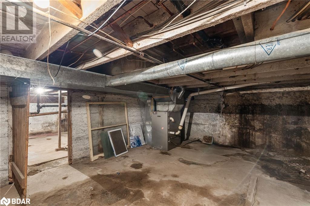 138 Peel Street, Barrie, Ontario  L4M 3L6 - Photo 18 - 40640401