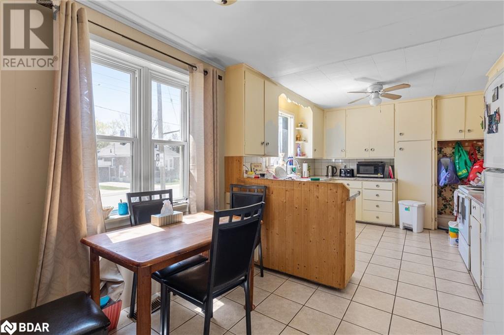 138 Peel Street, Barrie, Ontario  L4M 3L6 - Photo 30 - 40640401