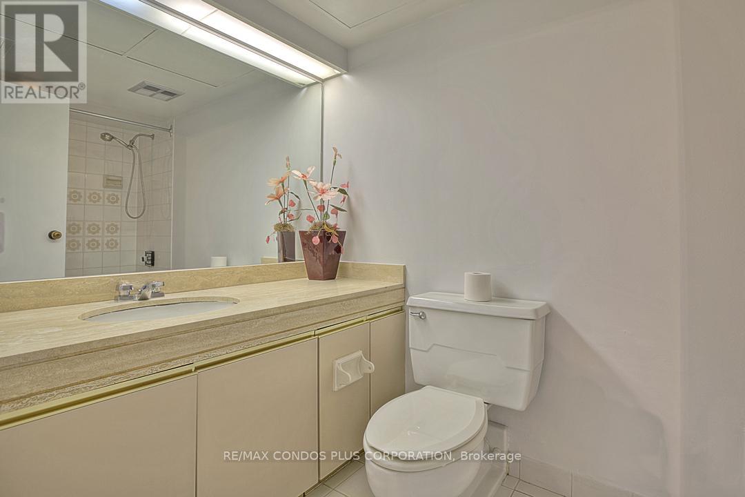 2913 - 55 Harbour Square, Toronto (Waterfront Communities), Ontario  M5J 2L1 - Photo 14 - C9295046