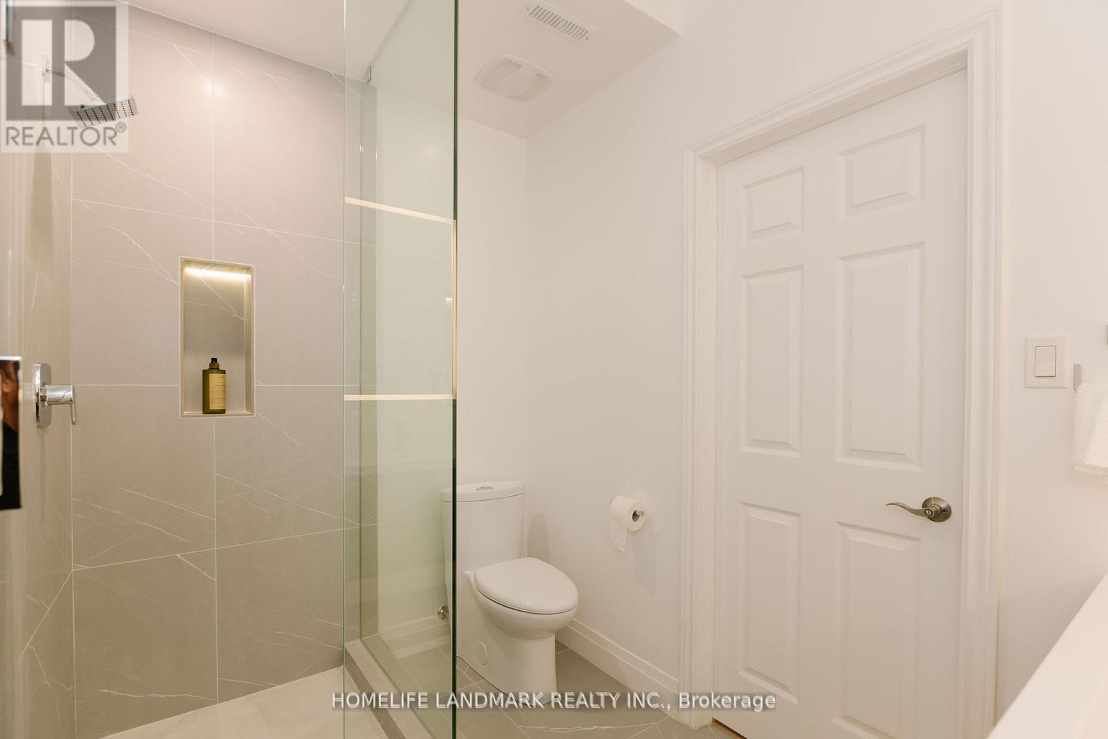 151 Highland Crescent, Toronto (Bridle Path-Sunnybrook-York Mills), Ontario  M2L 1H2 - Photo 38 - C9295061