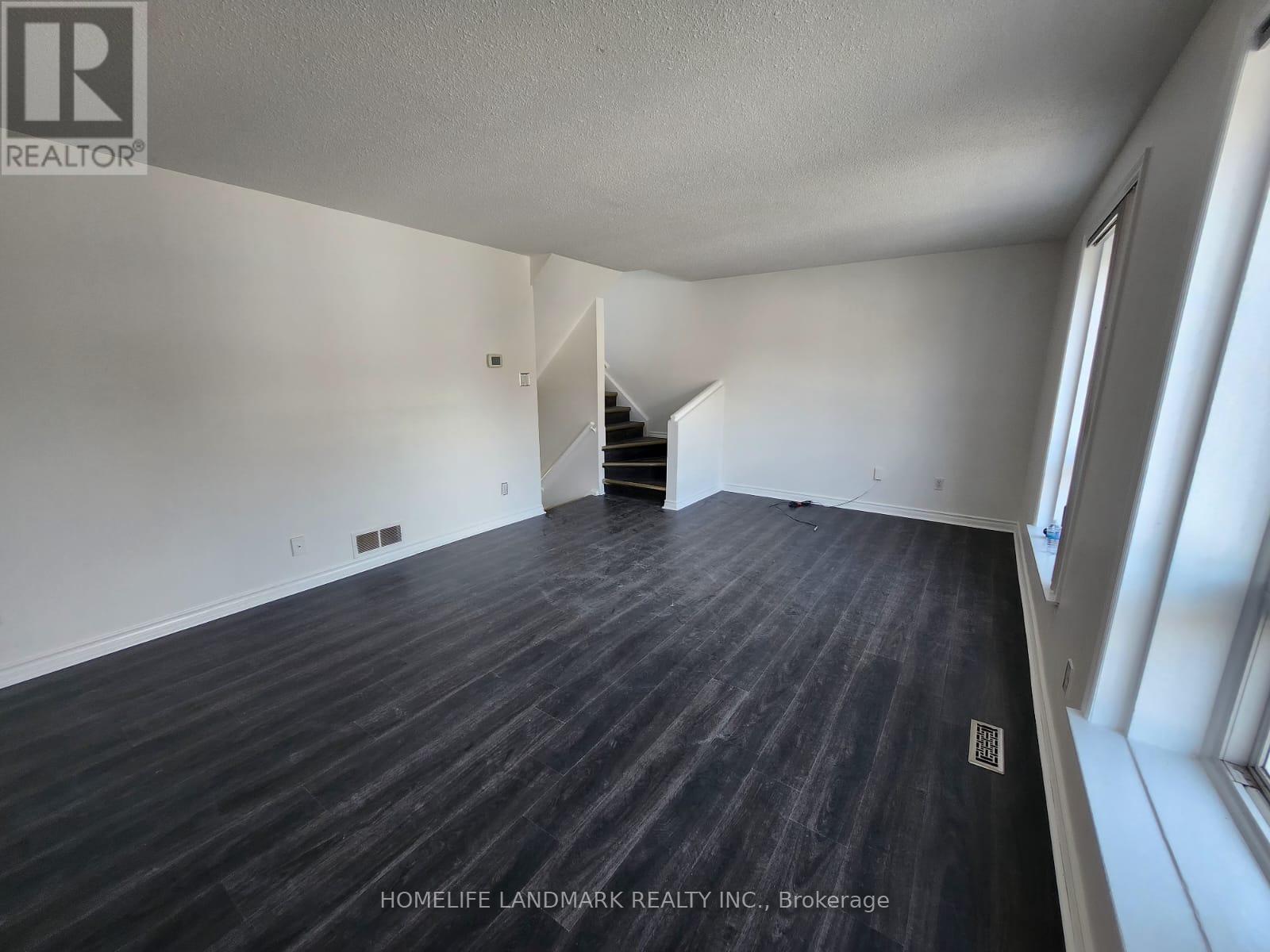 147 - 6452 Finch( Main Floor) Avenue W, Toronto (Mount Olive-Silverstone-Jamestown), Ontario  M9V 1T4 - Photo 8 - W9268853