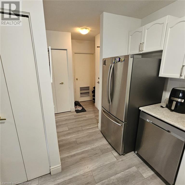 345 Briarmeadow Drive Unit# 101, Kitchener, Ontario  N2A 4J6 - Photo 3 - 40640465