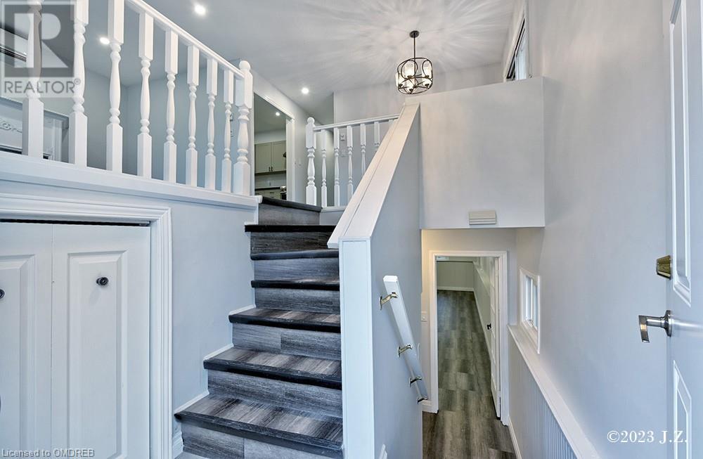 839 Mountain Ash Road, Peterborough, Ontario  K9J 8K2 - Photo 2 - 40640447