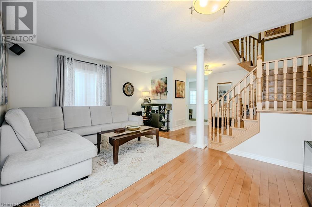 7222 Gagliano Drive, Mississauga, Ontario  L5W 1X4 - Photo 5 - 40640319