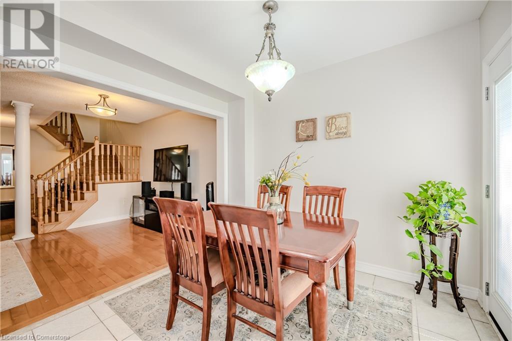 7222 Gagliano Drive, Mississauga, Ontario  L5W 1X4 - Photo 8 - 40640319