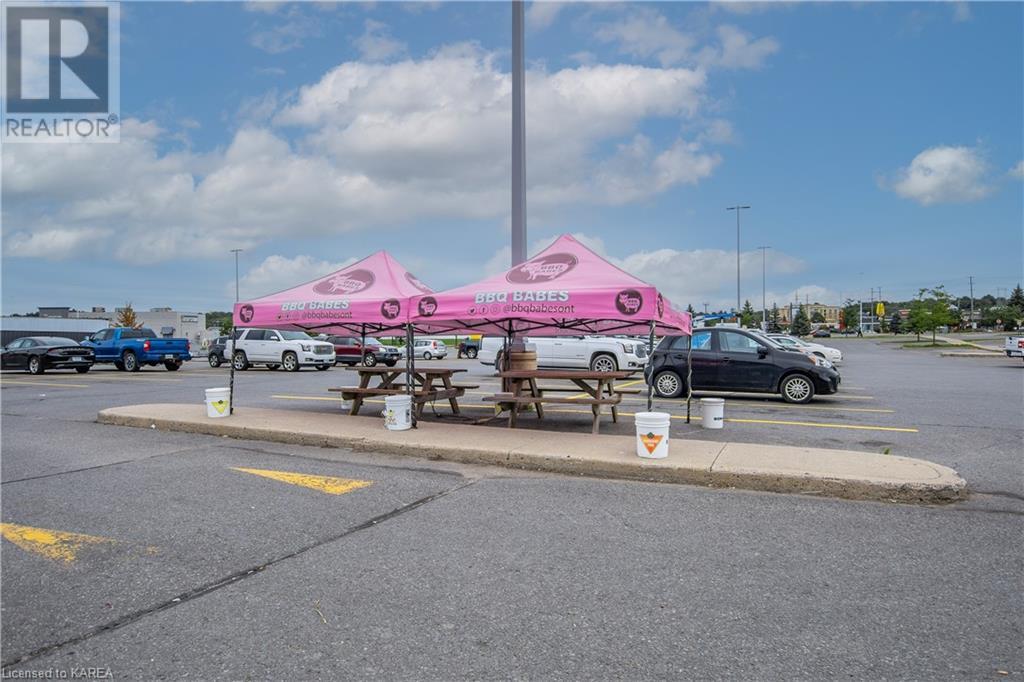 1040 Division Street, Kingston (East Of Sir John A. Blvd), Ontario  K7K 0C1 - Photo 3 - X9411202