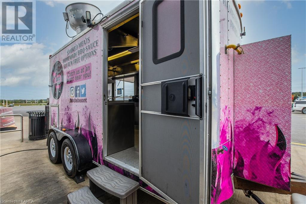 1040 Division Street, Kingston (East Of Sir John A. Blvd), Ontario  K7K 0C1 - Photo 4 - X9411202