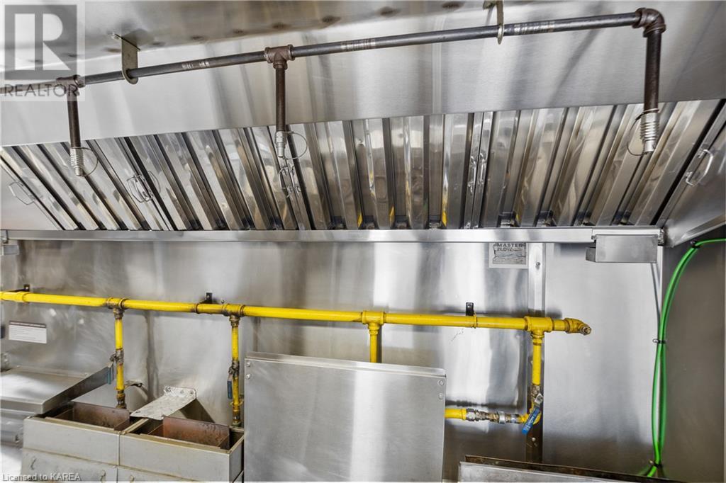 1040 Division Street, Kingston (East Of Sir John A. Blvd), Ontario  K7K 0C1 - Photo 9 - X9411202