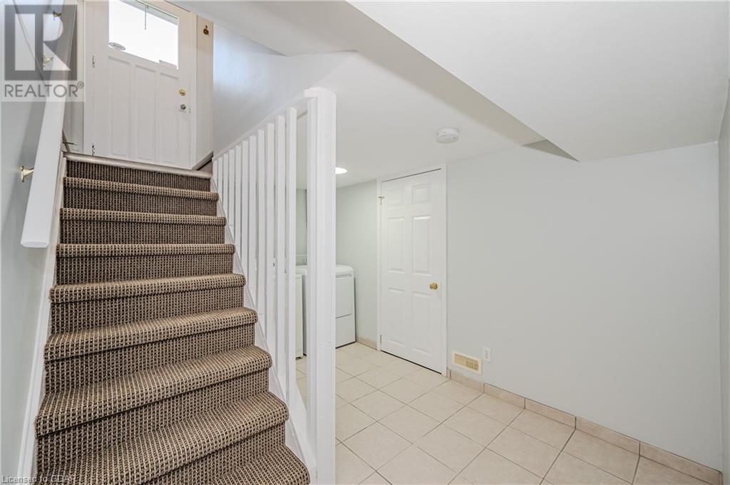 15 Summit Crescent, Guelph, Ontario  N1H 1S2 - Photo 23 - 40639710